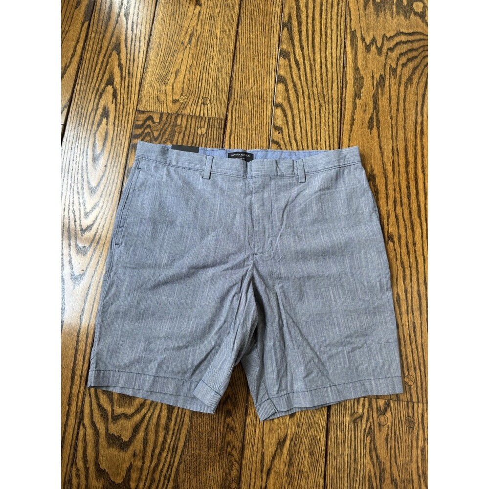 Banana Republic Men's Aiden Flat Front Chino Shorts, Size 36, Lot of 5 - Picture 2 of 16